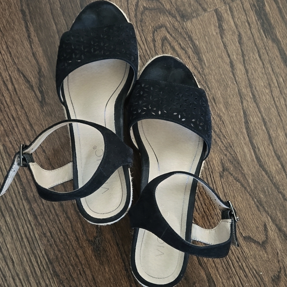 Vionic Suede Wedge Sandals Size 7